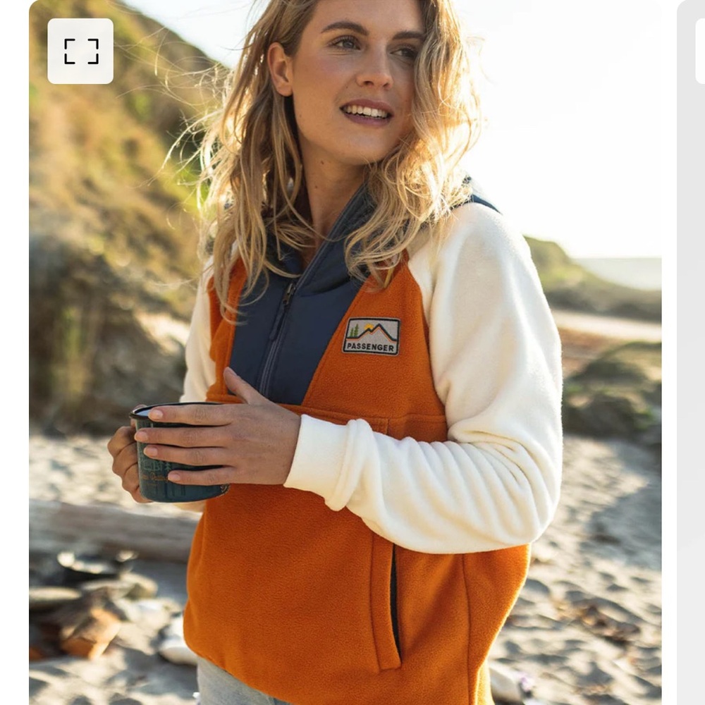 Passenger Polar Hooded Fleece in Orange SZ S